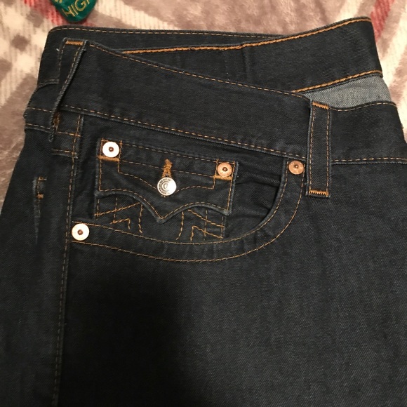 2 Pairs of True Religion Jeans - Picture 3 of 6